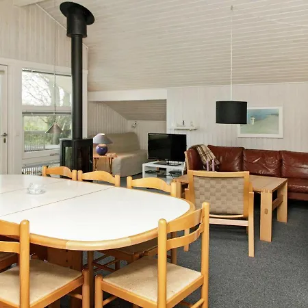 Vakantiehuis Three-bedroom In 6 Nordenbro Vesteregn