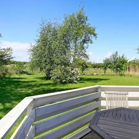 Three-bedroom In 6 Vakantiehuis Nordenbro Vesteregn