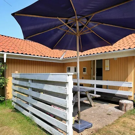 Three-bedroom In 6